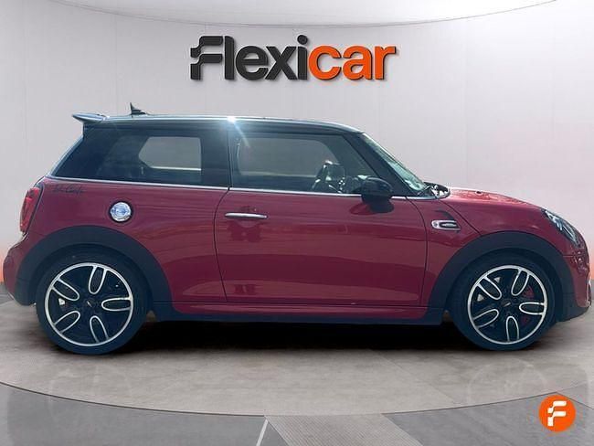 Usado Mini John Cooper Works 231 CV (169 kW) 2018 Rojo Utilitario