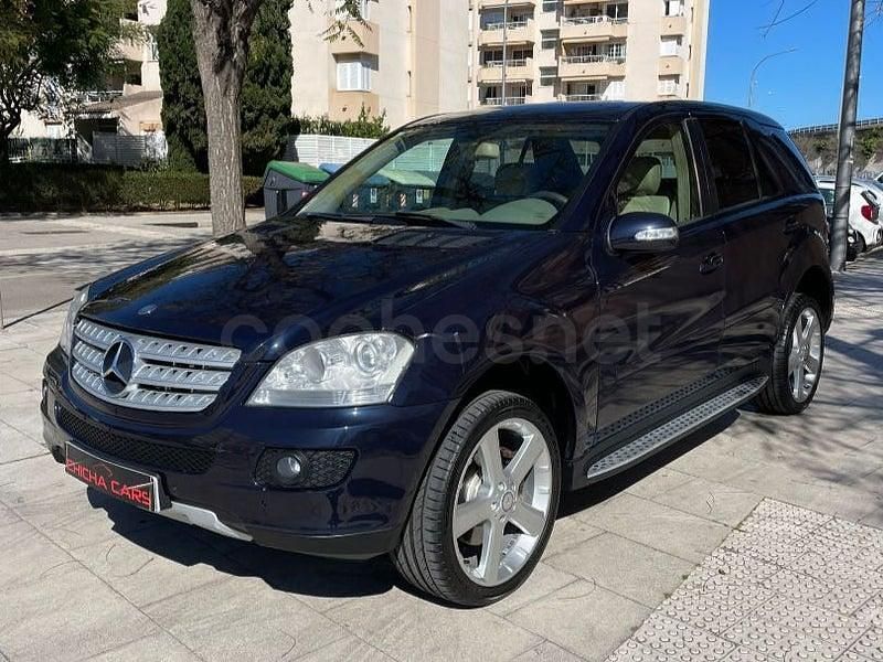 Usado Mercedes ML320 224 CV (164 kW) 2007 Azul SUV