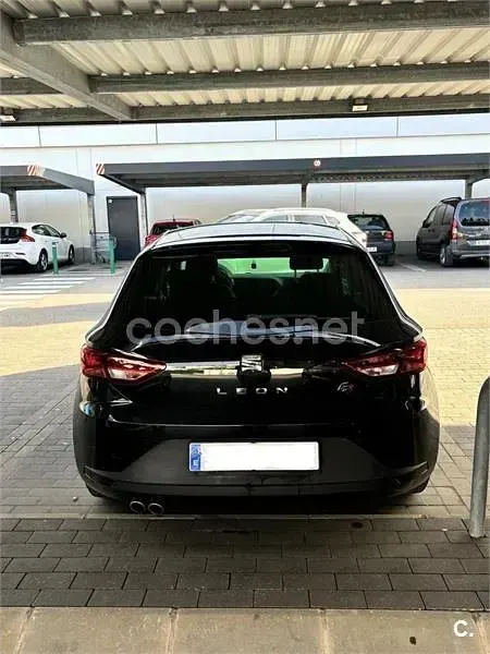 Usado Seat Leon FR 140 CV (102 kW) 2013 Negro Berlina