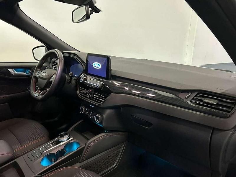 Usado Ford Kuga ST-Line 224 CV (164 kW) 2021 Gris SUV