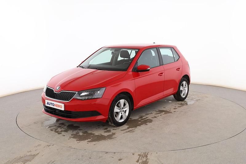 Usado Skoda Fabia Ambition 95 CV (69 kW) 2018 Rojo Berlina