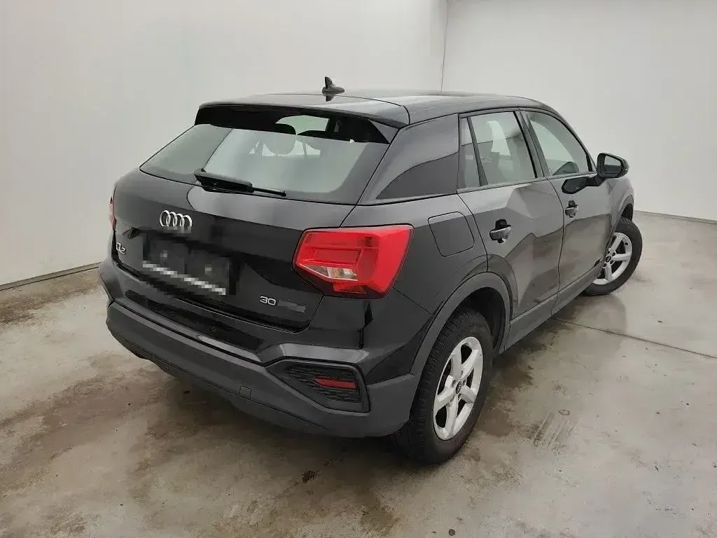 Usado Audi Q2 110 CV (80 kW) 2021 Negro SUV