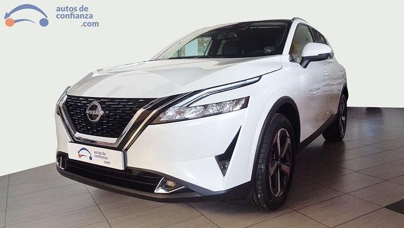 Blanco Usado 2024 Nissan Qashqai N-Connecta SUV | 30.800 € (Un poco caro) - Imagen 1/4
