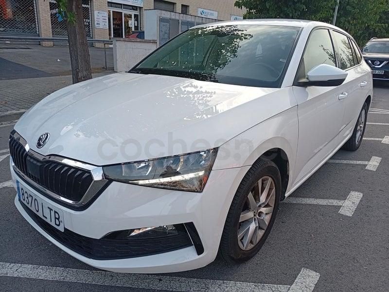 Usado Skoda 110 R Ambition 110 CV (80 kW) 2021 Blanco Berlina