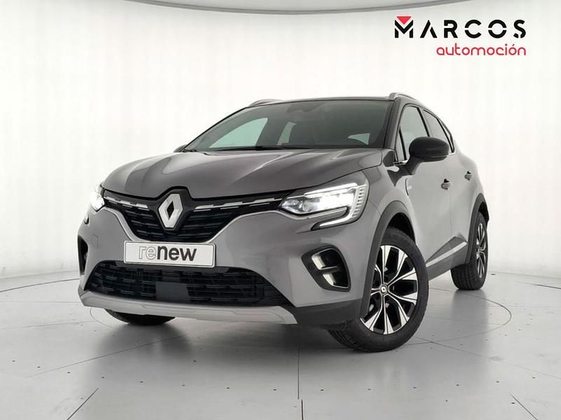 Usado Renault Captur Techno 140 CV (102 kW) 2023 Gris SUV