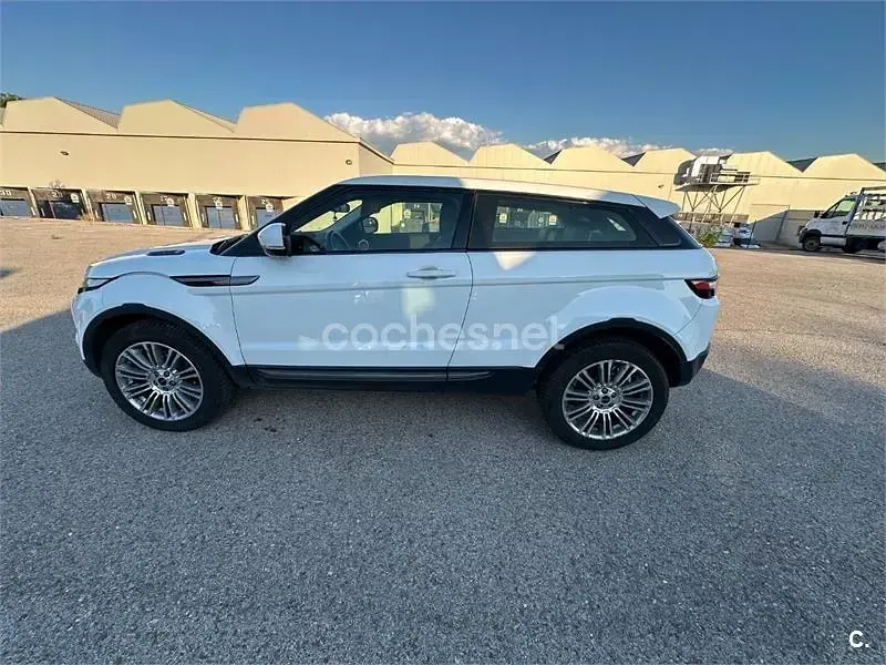 Usado Land Rover Range Rover evoque Prestige 150 CV (110 kW) 2011 Blanco SUV