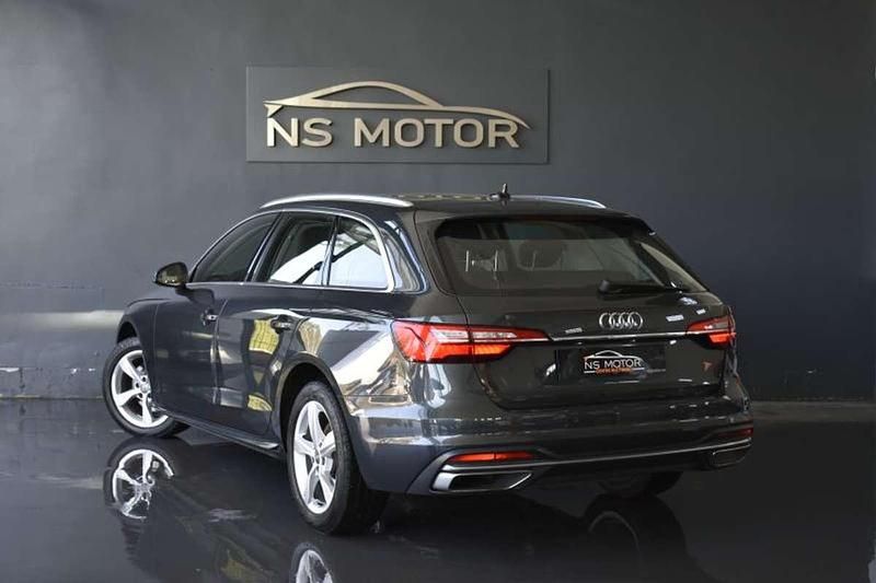 Usado Audi A4 Advanced 136 CV (100 kW) 2020 Gris Berlina