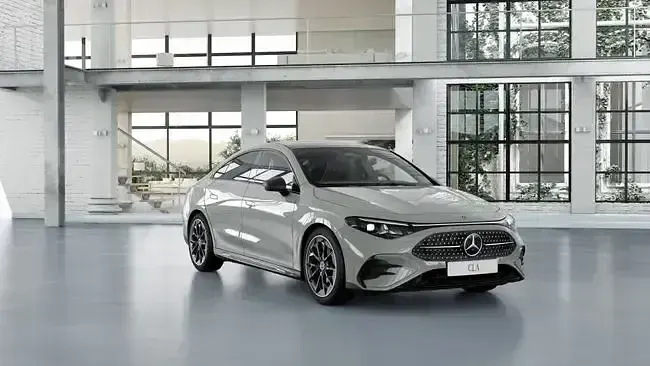 Usado Mercedes CLA180 136 CV (100 kW) 2026 Berlina