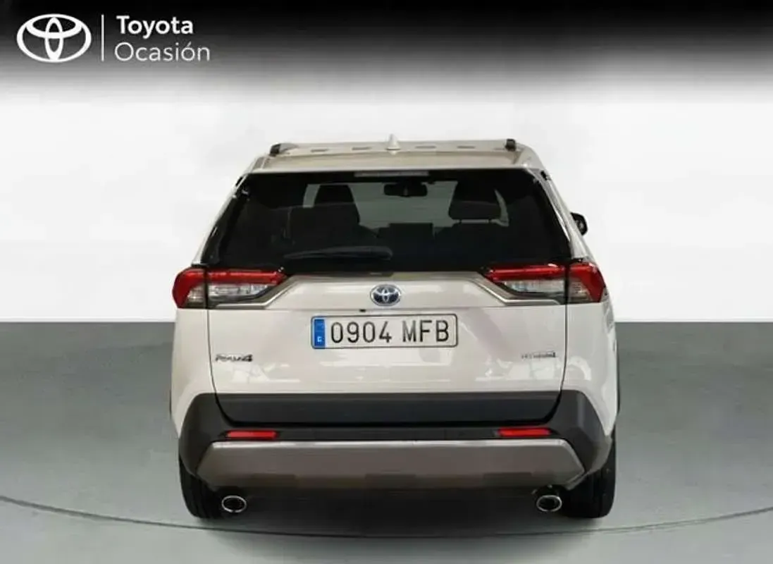 Usado Toyota RAV4 Hybrid Advance 218 CV (160 kW) 2023 Blanco SUV