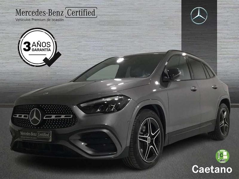 Usado Mercedes GLA200 150 CV (110 kW) 2024 Gris SUV