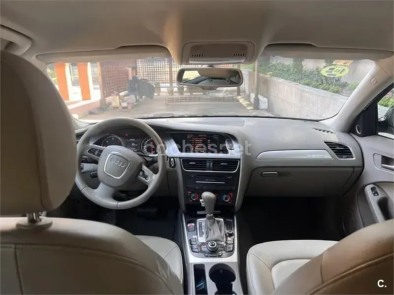 Usado Audi A4 Allroad 245 CV (180 kW) 2010 Negro Familiar