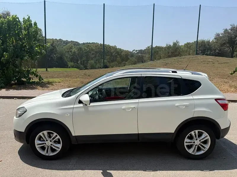 Usado Nissan Qashqai Acenta 130 CV (95 kW) 2012 Blanco SUV