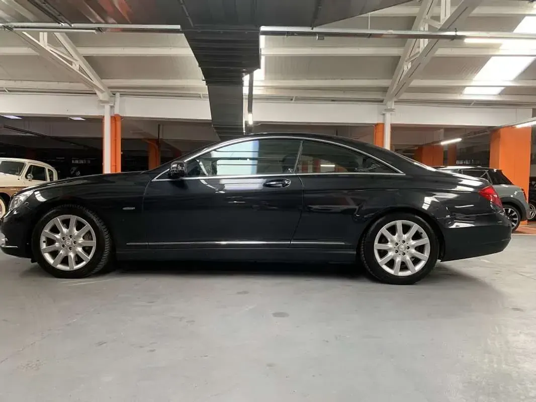 Usado Mercedes CL500 435 CV (319 kW) 2011 Negro Coupe