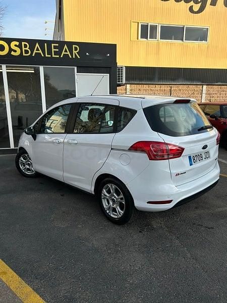 Usado Ford B-MAX Trend 100 CV (73 kW) 2017 Blanco Monovolumen