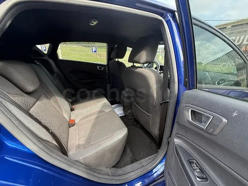 Usado Ford Fiesta ST-Line 100 CV (73 kW) 2017 Azul Utilitario