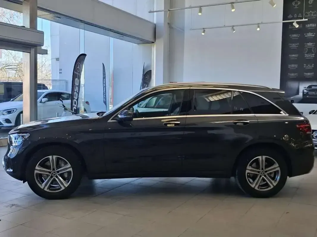 Usado Mercedes GLC300e 306 CV (225 kW) 2021 Gris SUV