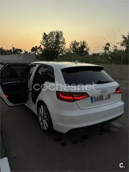 Usado Audi A3 S-Line 110 CV (80 kW) 2015 Blanco Berlina