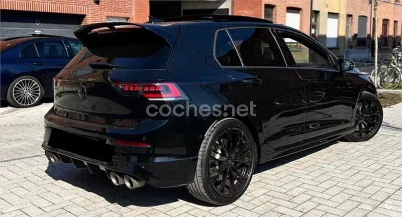 Usado VW Golf VIII R 333 CV (244 kW) 2025 Negro Berlina