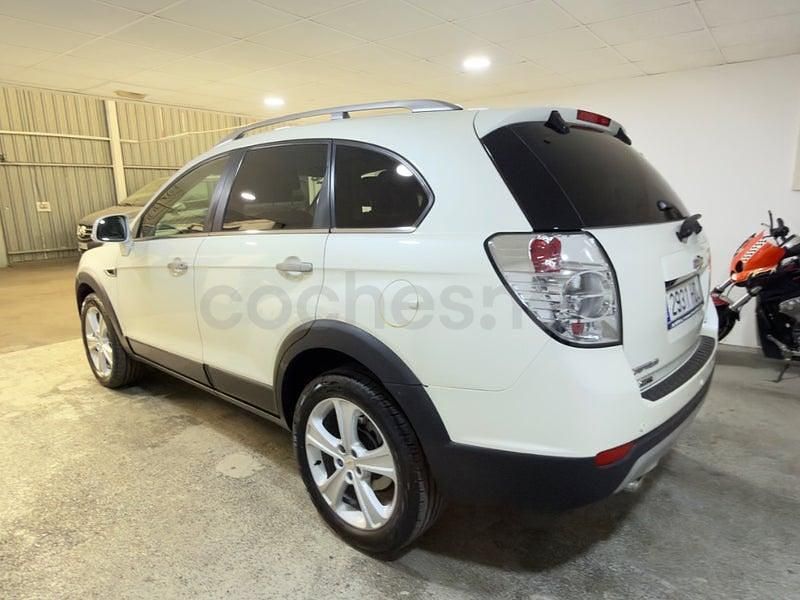 Usado Chevrolet Captiva LTZ 184 CV (135 kW) 2011 Blanco SUV
