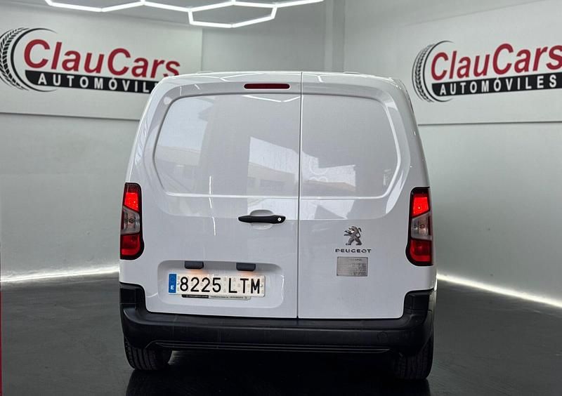 Usado Peugeot Partner S 100 CV (73 kW) 2021 Blanco Monovolumen