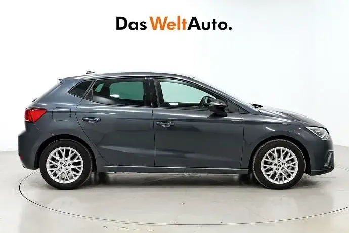 Usado Seat Ibiza FR 115 CV (84 kW) 2025 Utilitario
