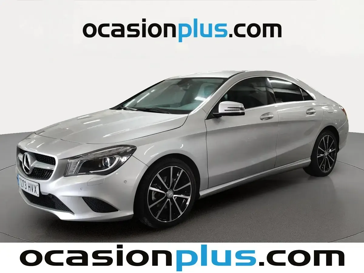 Usado Mercedes CLA200 Urban 136 CV (100 kW) 2014 Coupe