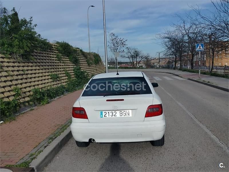 Usado Citroën Xsara 110 CV (80 kW) 2001 Blanco Berlina