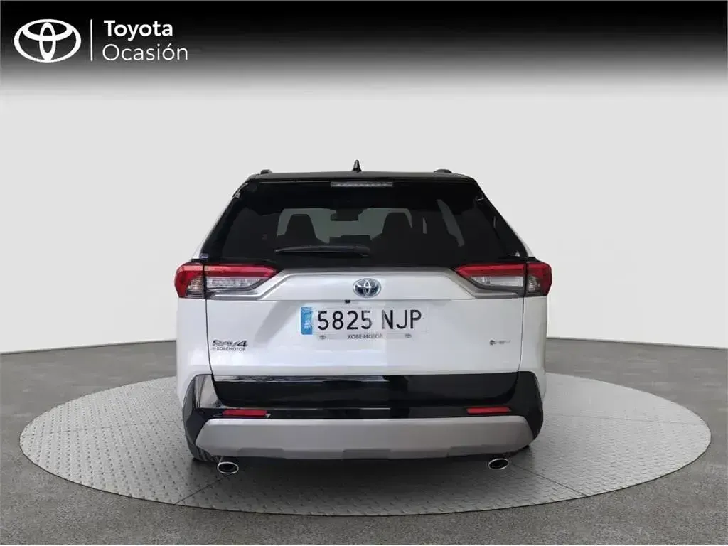Nuevo Toyota RAV4 Hybrid Style 218 CV (160 kW) 2025 Blanco SUV