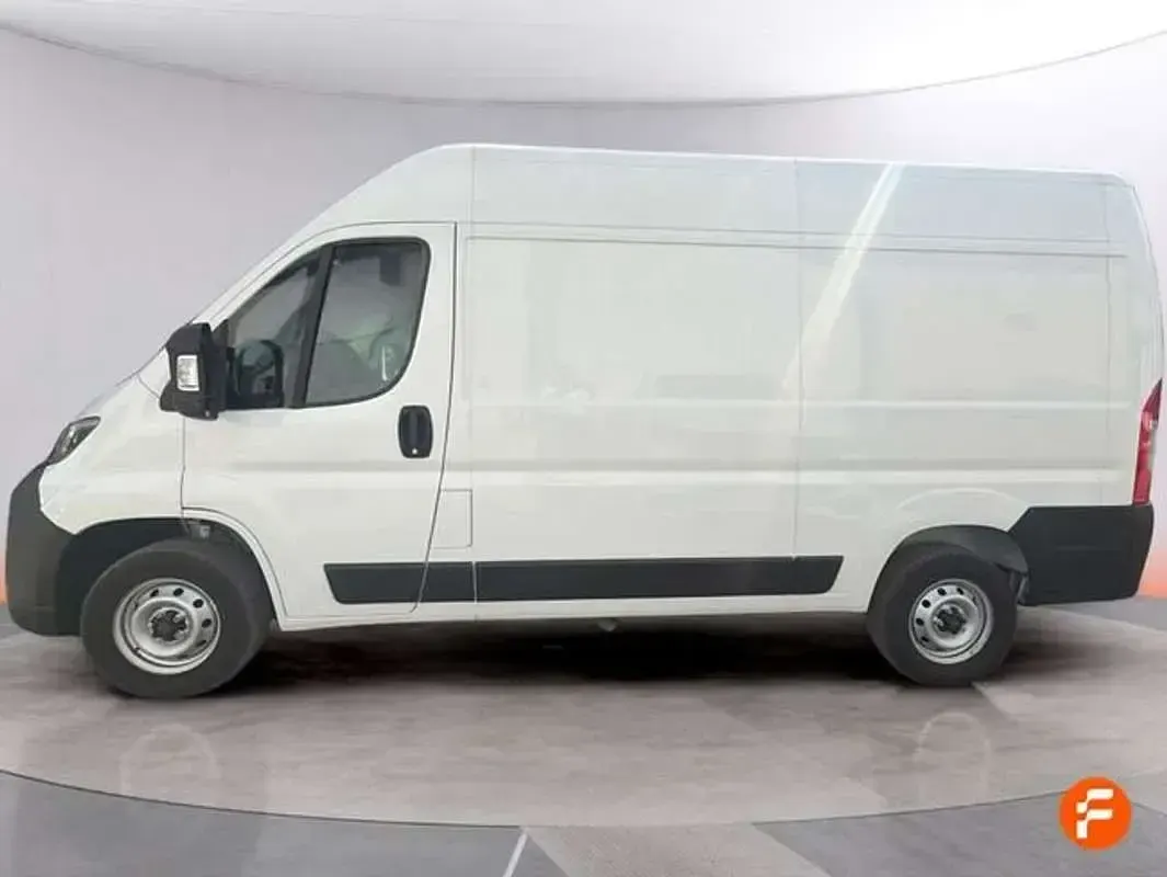 Usado Peugeot Boxer 120 CV (88 kW) 2025 Blanco Van