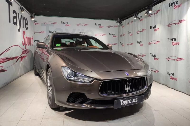 Gris Usado 2014 Maserati Ghibli Coupe | 31.500 € (Precio justo) - Imagen 1/4