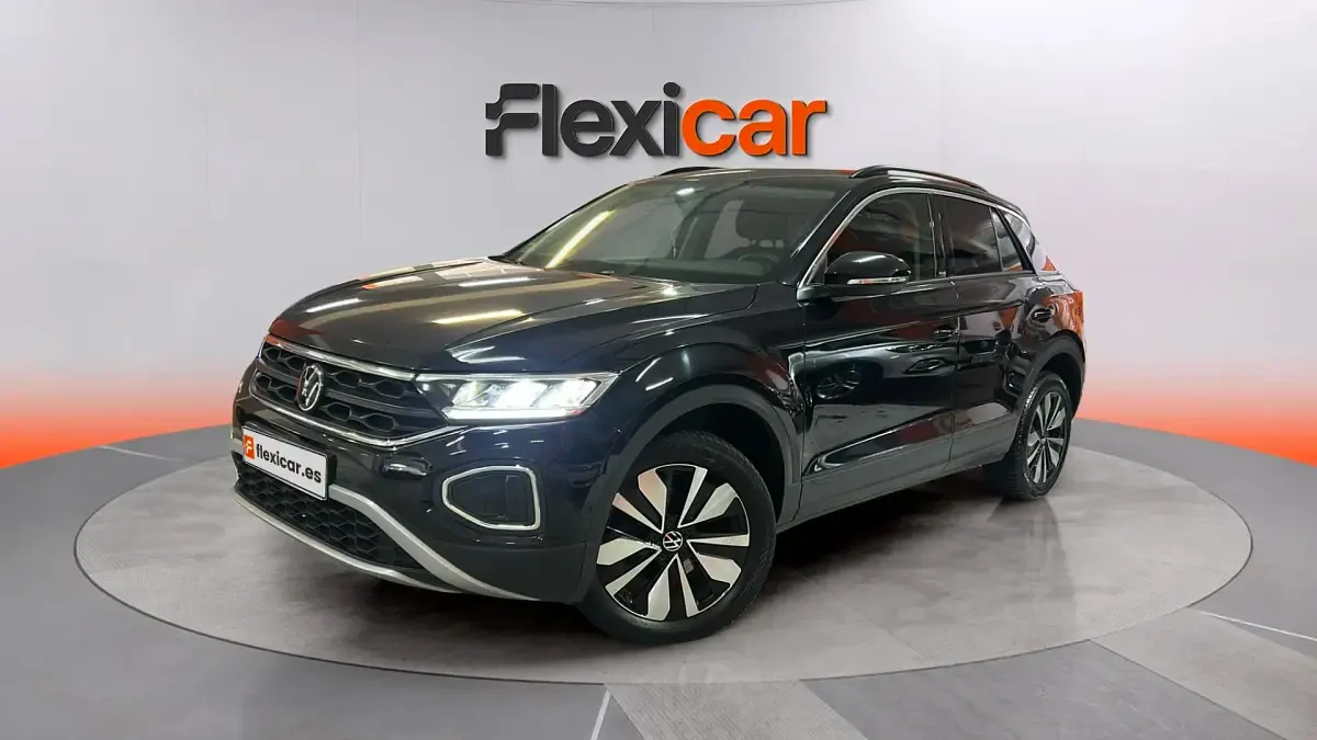 Usado VW T-Roc 110 CV (80 kW) 2023 Negro SUV