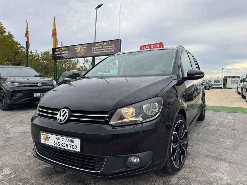 Usado VW Touran Advance 140 CV (102 kW) 2014 Negro Monovolumen
