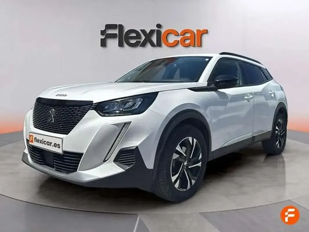 Usado Peugeot 2008 Allure 110 CV (80 kW) 2022 Azul SUV