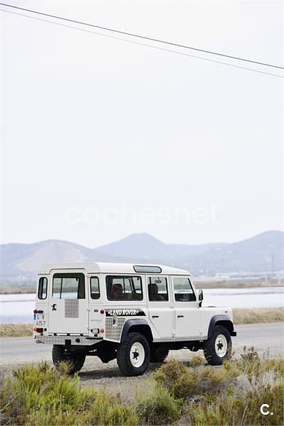 Usado Land Rover Defender 112 HP (82 kW) 1995 Branco SUV