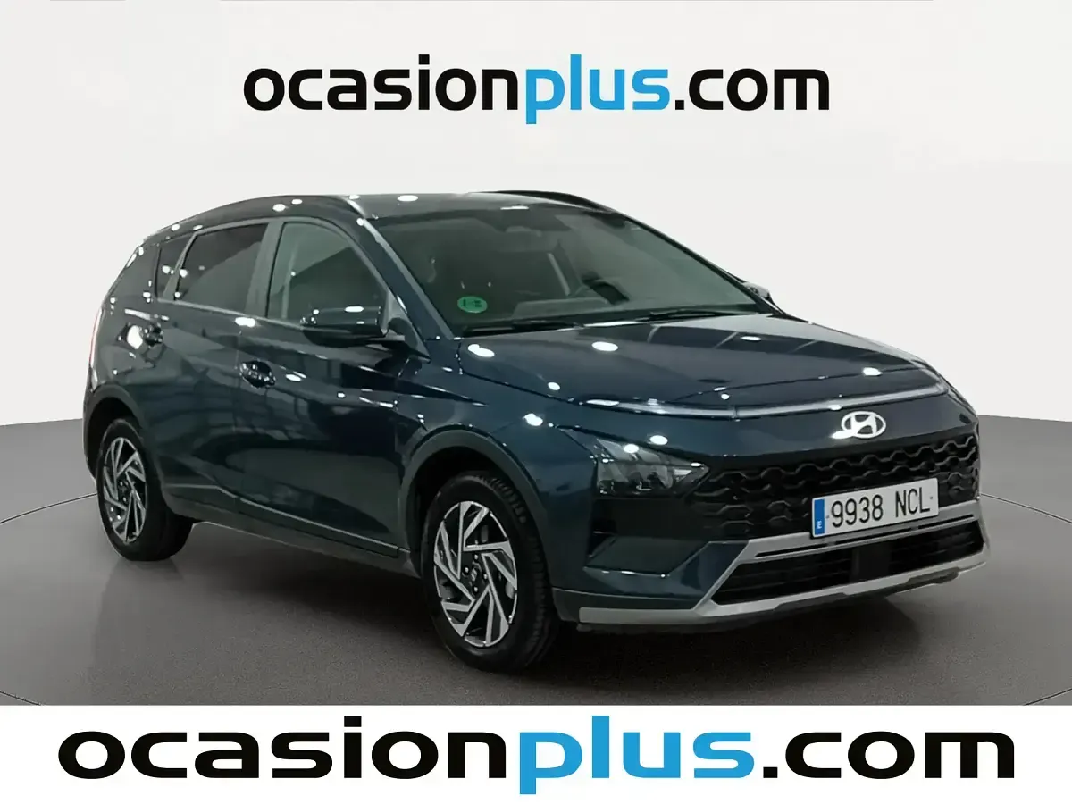 Usado Hyundai Bayon 79 CV (58 kW) 2025 Gris SUV