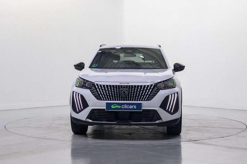 Usado Peugeot 2008 Allure 136 CV (100 kW) 2025 Blanco SUV