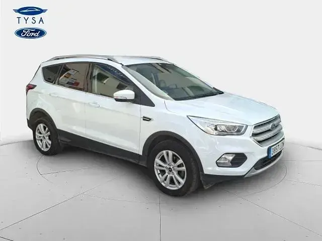 Usado Ford Kuga Trend+ 120 CV (88 kW) 2019 Todoterreno SUV