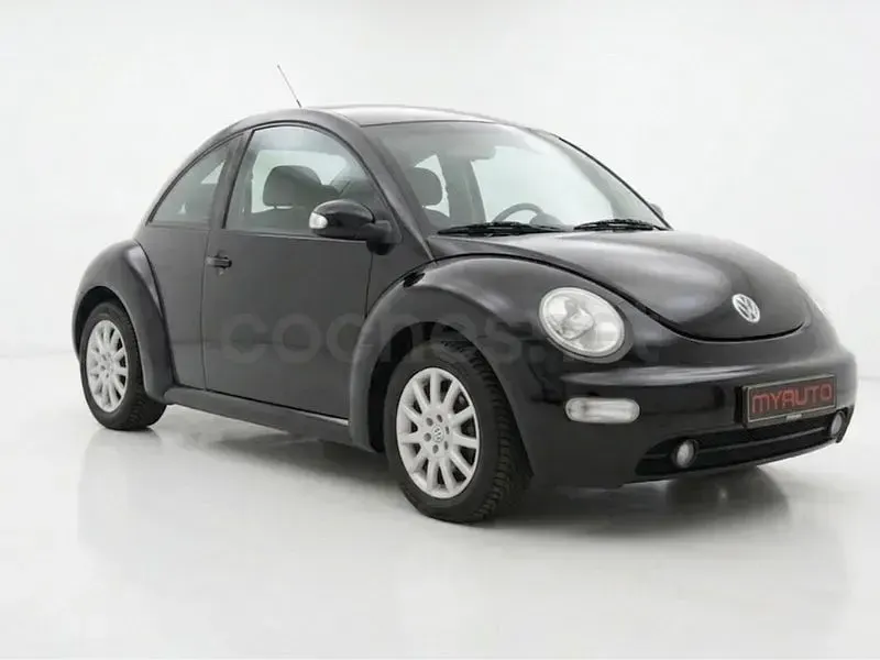 Begagnad VW New Beetle 102 HK (75 kW) 2006 Svart Halvkombi