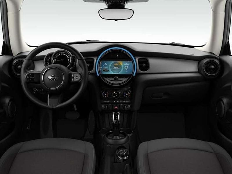 Usado Mini Cooper 136 CV (100 kW) 2022 Plateado Utilitario