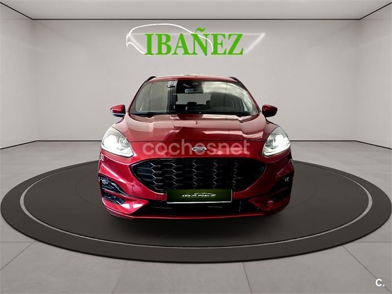 Usado Ford Kuga ST-Line 120 CV (88 kW) 2021 Rojo SUV