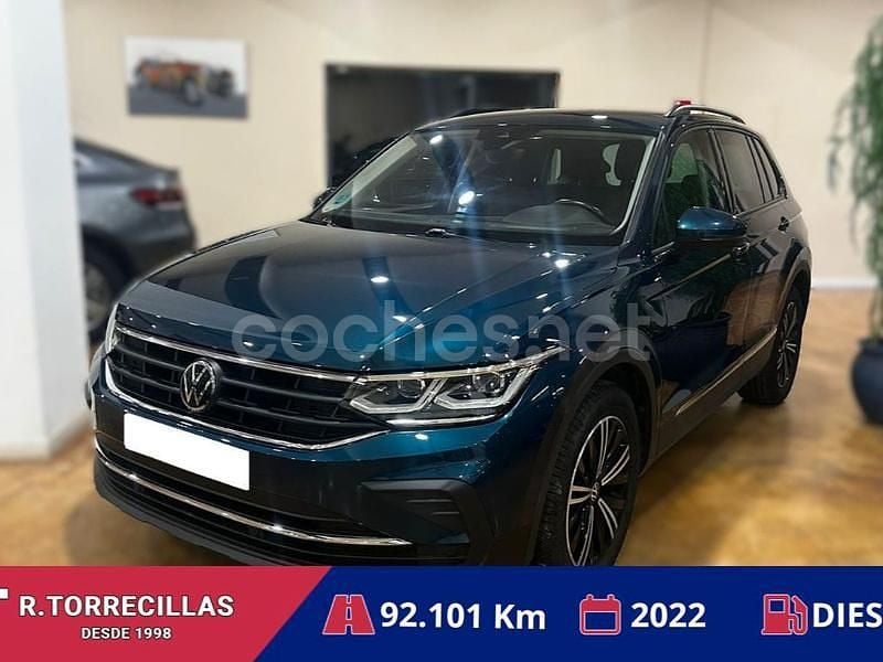Azul Usado 2022 VW Tiguan Life SUV | 27.990 € (Buen precio) - Imagen 1/4