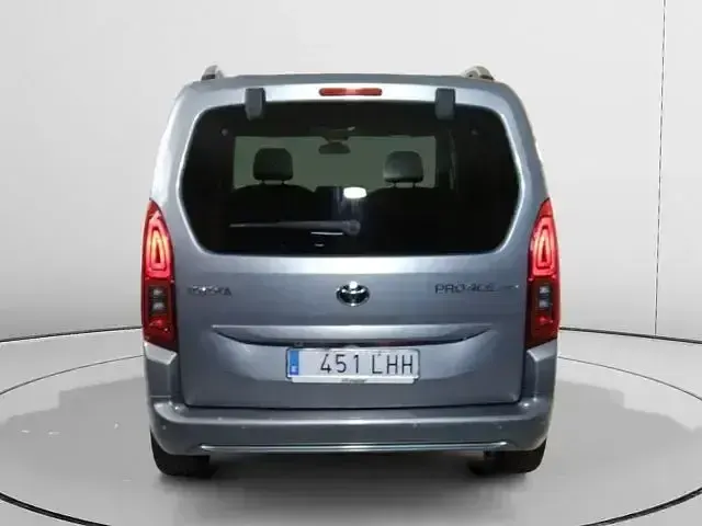 Usado Toyota Proace Verso Active 131 CV (96 kW) 2020 Gris Familiar