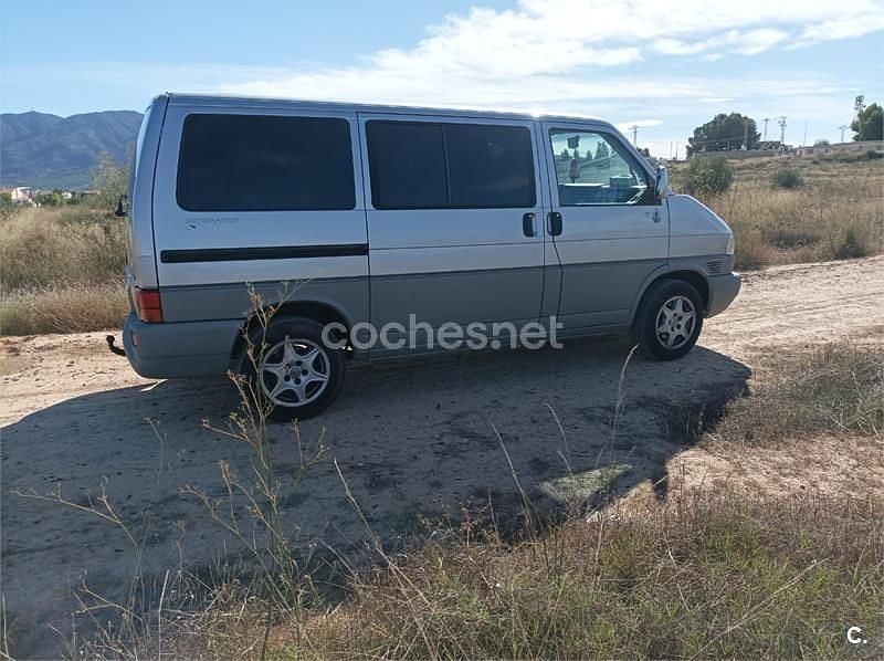 Gris / plata Usado 2003 VW Multivan Van | 8000 € (Precio justo) - Imagen 1/4