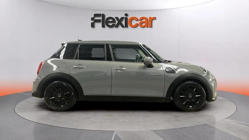 Usado Mini ONE 102 CV (75 kW) 2021 Gris Utilitario