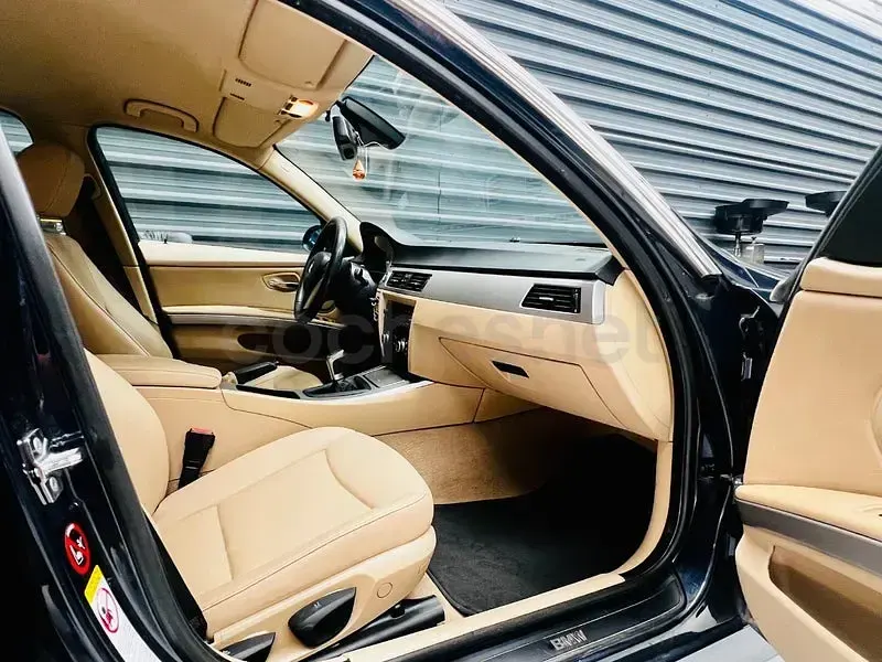 Usado BMW 318 122 CV (89 kW) 2007 Azul Berlina