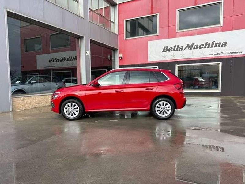 Usado Skoda Kamiq Selection 116 CV (85 kW) 2025 Rojo SUV