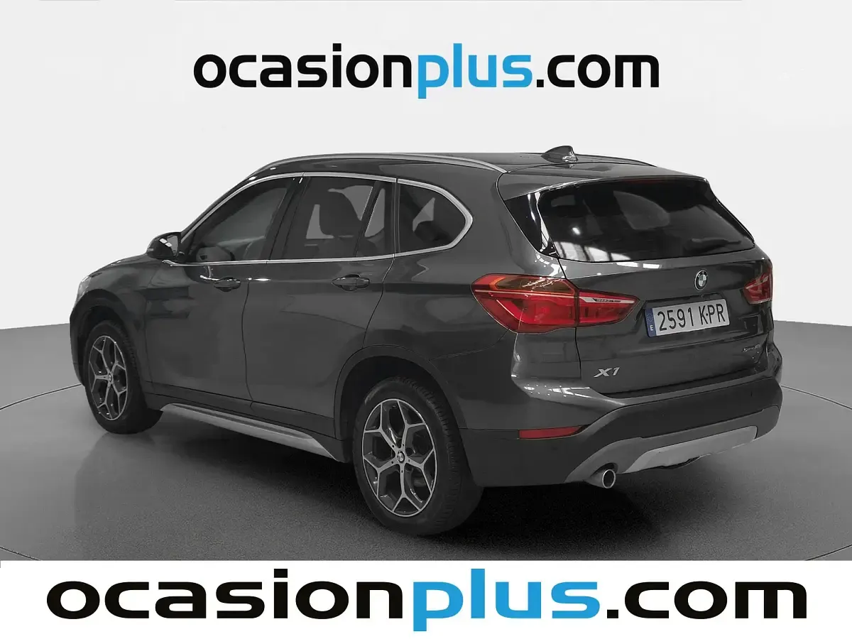 Usado BMW X1 140 CV (102 kW) 2018 Gris SUV