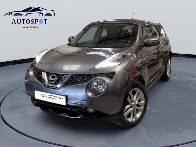 Usado Nissan Juke Acenta 110 CV (80 kW) 2015 Gris / plata SUV