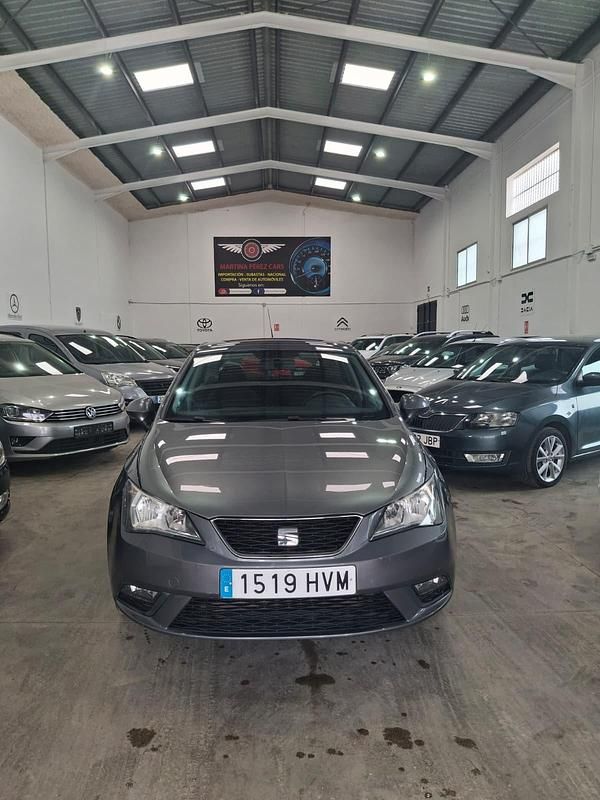 Usado Seat Ibiza Style 105 CV (77 kW) 2014 Gris