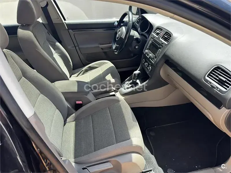 Usado VW Golf VI Sport 105 CV (77 kW) 2011 Negro Utilitario